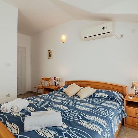 Holiday Home Amanda Hollick Kotor Zewnętrze zdjęcie
