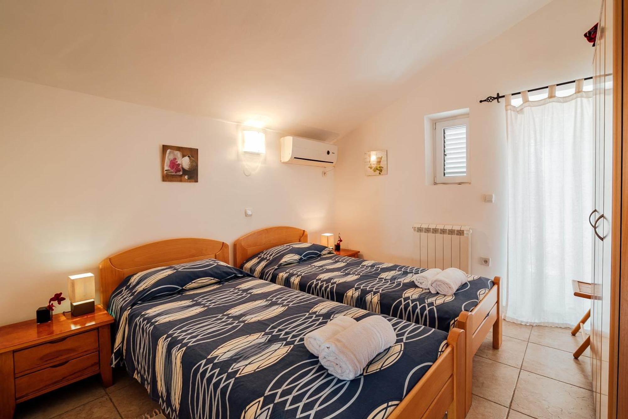 Holiday Home Amanda Hollick Kotor Zewnętrze zdjęcie