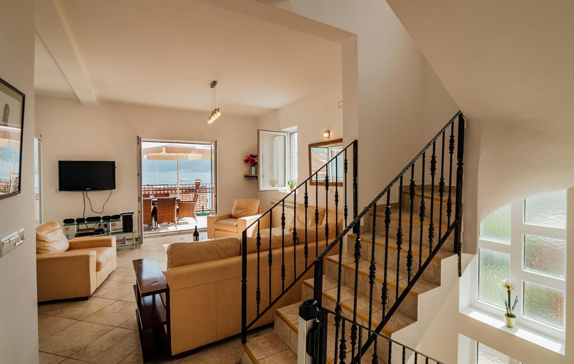 Holiday Home Amanda Hollick Kotor Zewnętrze zdjęcie